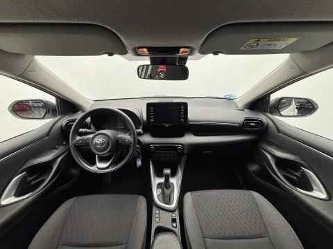 Toyota Yaris 1.5 120H Business Plus