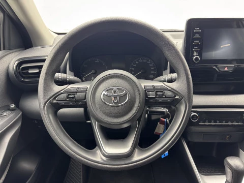 Toyota Yaris 1.5 120H Business Plus