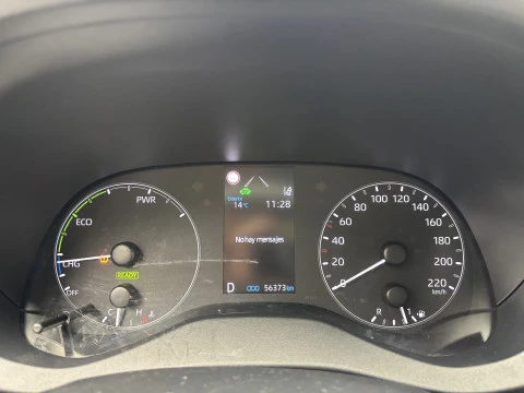 Toyota Yaris 1.5 120H Business Plus