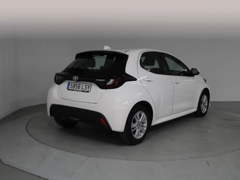 Toyota Yaris 1.5 120H Business Plus