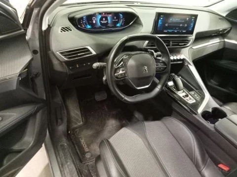 Peugeot 3008 Hybrid 225 e-EAT8 Allure