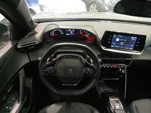 Peugeot 2008 Allure BlueHDI 130 S&S EAT8