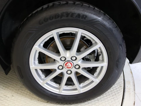 Jaguar E-PACE 2.0 D 110KW R-DYNAMIC AUTO 4WD 5P