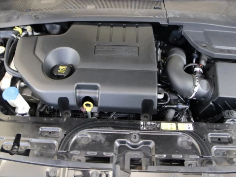 Jaguar E-PACE 2.0 D 110KW R-DYNAMIC AUTO 4WD 5P