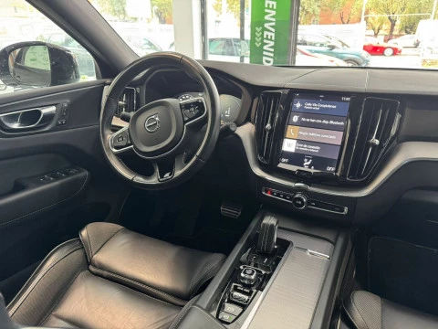 Volvo XC60 2.0  T8 AWD R-DESIGN AUTO 287KW