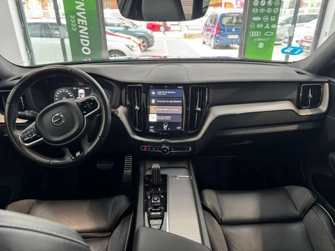 Volvo XC60 2.0  T8 AWD R-DESIGN AUTO 287KW