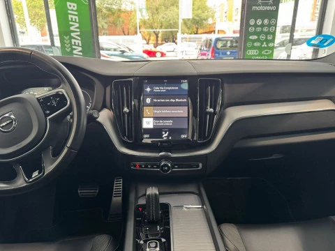 Volvo XC60 2.0  T8 AWD R-DESIGN AUTO 287KW