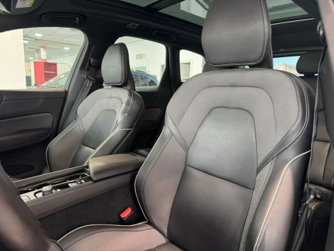 Volvo XC60 2.0  T8 AWD R-DESIGN AUTO 287KW