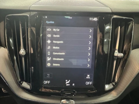 Volvo XC60 2.0  T8 AWD R-DESIGN AUTO 287KW