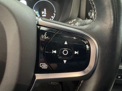 Volvo XC60 2.0  T8 AWD R-DESIGN AUTO 287KW