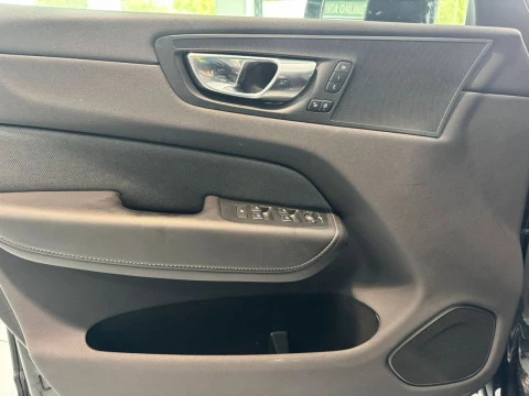 Volvo XC60 2.0  T8 AWD R-DESIGN AUTO 287KW