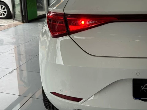 Seat Leon 2.0TDI S&S STYLE 115