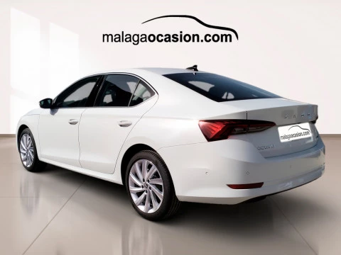 Skoda Octavia 1.5 TSI m-HEV 110kW(150CV) DSG Selection