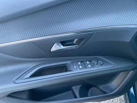 Peugeot 3008 1.2 PureTech 96KW (130CV) S&S Allure