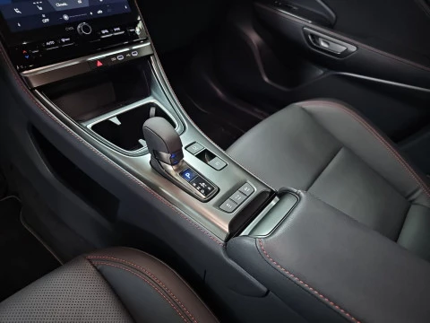 Lexus LBX 1.5 136cv HEV Elegant+ Black