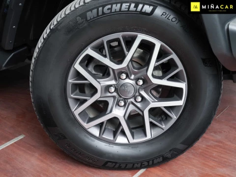Jeep Wrangler 2.0 Rubicon 8ATX 280 kW (381 CV)