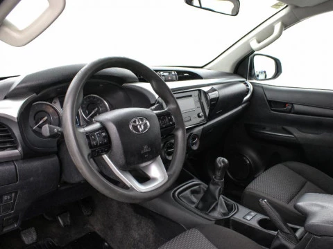 Toyota Hilux 2.4 D-4D GX 4WD DOUBLE CAB 150 4P