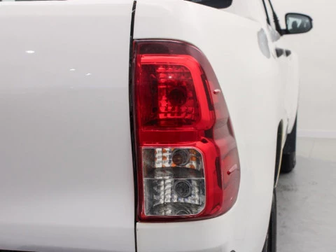 Toyota Hilux 2.4 D-4D GX 4WD DOUBLE CAB 150 4P