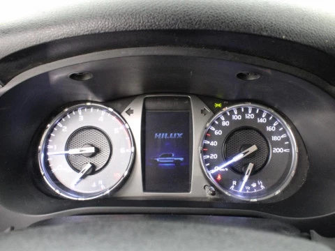Toyota Hilux 2.4 D-4D GX 4WD DOUBLE CAB 150 4P