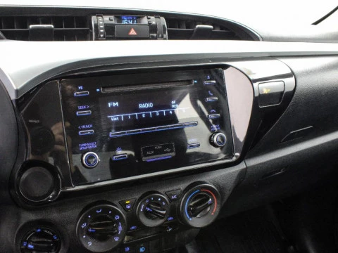Toyota Hilux 2.4 D-4D GX 4WD DOUBLE CAB 150 4P