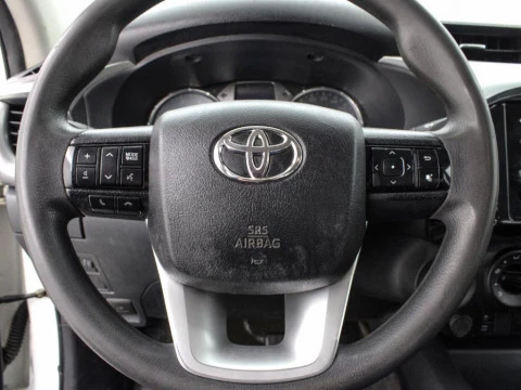 Toyota Hilux 2.4 D-4D GX 4WD DOUBLE CAB 150 4P