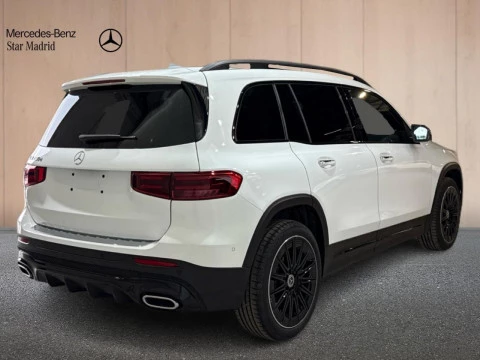Mercedes-Benz GLB  200 d