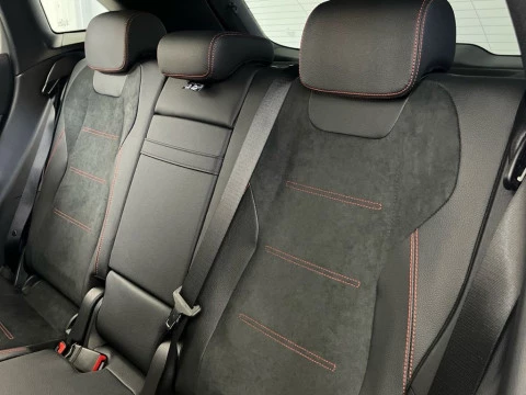 Mercedes-Benz GLA 200 D