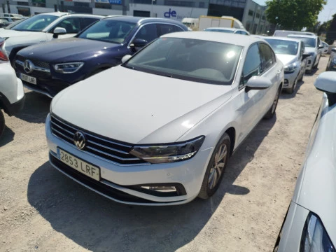 Volkswagen Passat Business 2.0 TDI 90kW (122CV) DSG