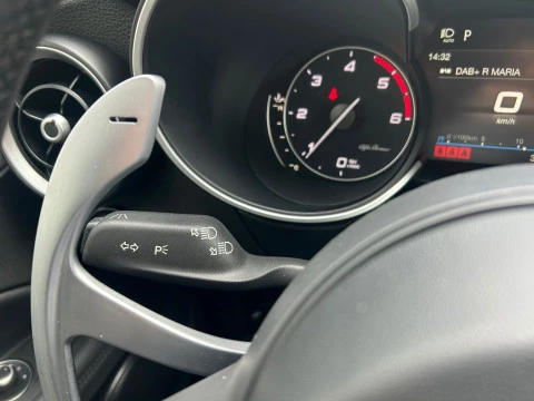 Alfa Romeo Stelvio 2.2 Diésel 154kW (210CV) Veloce Q4