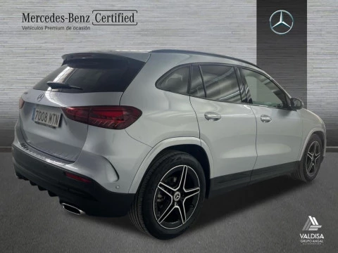 Mercedes-Benz GLA 200 d