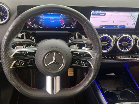 Mercedes-Benz GLA 200 d