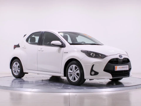 Toyota Yaris 1.5 120H Business Plus