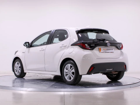 Toyota Yaris 1.5 120H Business Plus