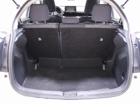 Toyota Yaris 1.5 120H Business Plus