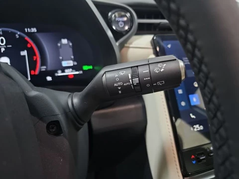 Lexus LBX 1.5 136cv HEV Elegant+