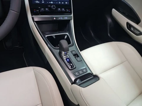 Lexus LBX 1.5 136cv HEV Elegant+