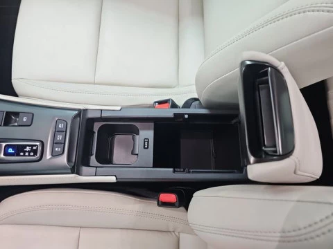 Lexus LBX 1.5 136cv HEV Elegant+