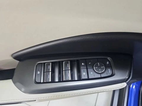 Lexus LBX 1.5 136cv HEV Elegant+