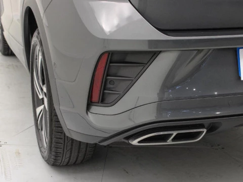 Volkswagen T-Roc 2.0 TDI DSG R-LINE 150CV 5P