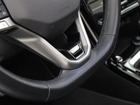 Volkswagen T-Roc 2.0 TDI DSG R-LINE 150CV 5P