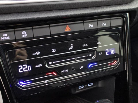 Volkswagen T-Roc 2.0 TDI DSG R-LINE 150CV 5P