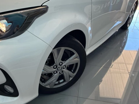 Toyota Yaris TOYOTA ACTIVE PLUS 120H