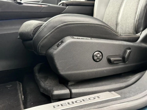 Peugeot 5008 GT 2.0L BlueHDi 133kW (180CV) S&S EAT8