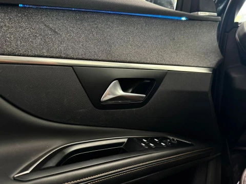 Peugeot 5008 GT 2.0L BlueHDi 133kW (180CV) S&S EAT8