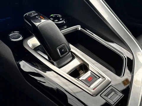 Peugeot 5008 GT 2.0L BlueHDi 133kW (180CV) S&S EAT8