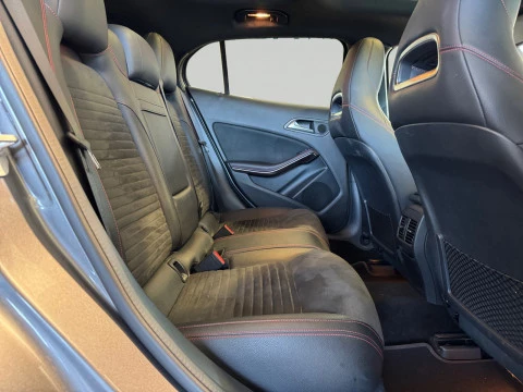 Mercedes-Benz GLA GLA 220 D 4MATIC AMG LINE