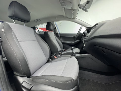 Hyundai i20 1.0 TGDI 74kW (100CV) Drive & Skate