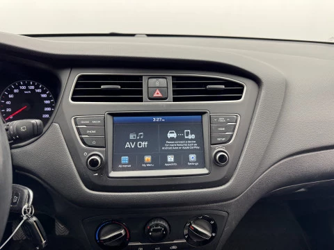 Hyundai i20 1.0 TGDI 74kW (100CV) Drive & Skate