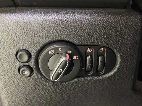 MINI Cooper 100 kW (136 CV)