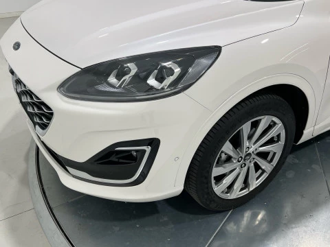 Ford Kuga Vignale 2.5 Duratec FHEV 140kW Auto